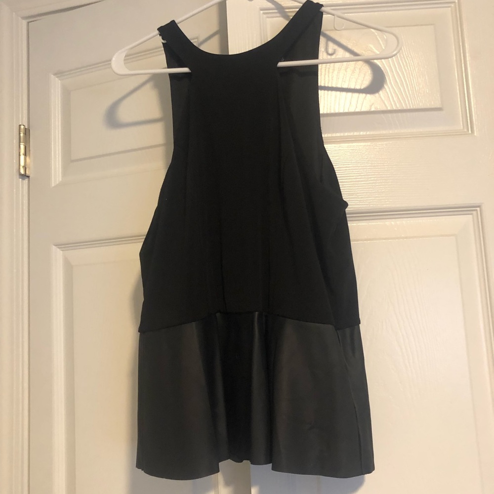 Black express top